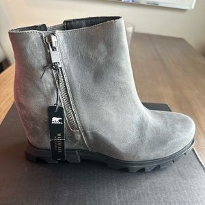 SOREL Joan of Arctic Wedge III Zip